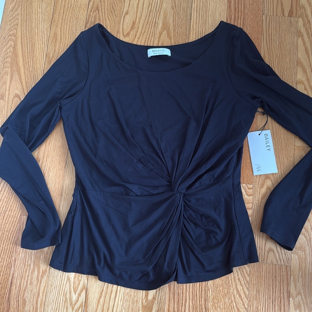 NWT Bailey 44 Twisted Front Top Medium